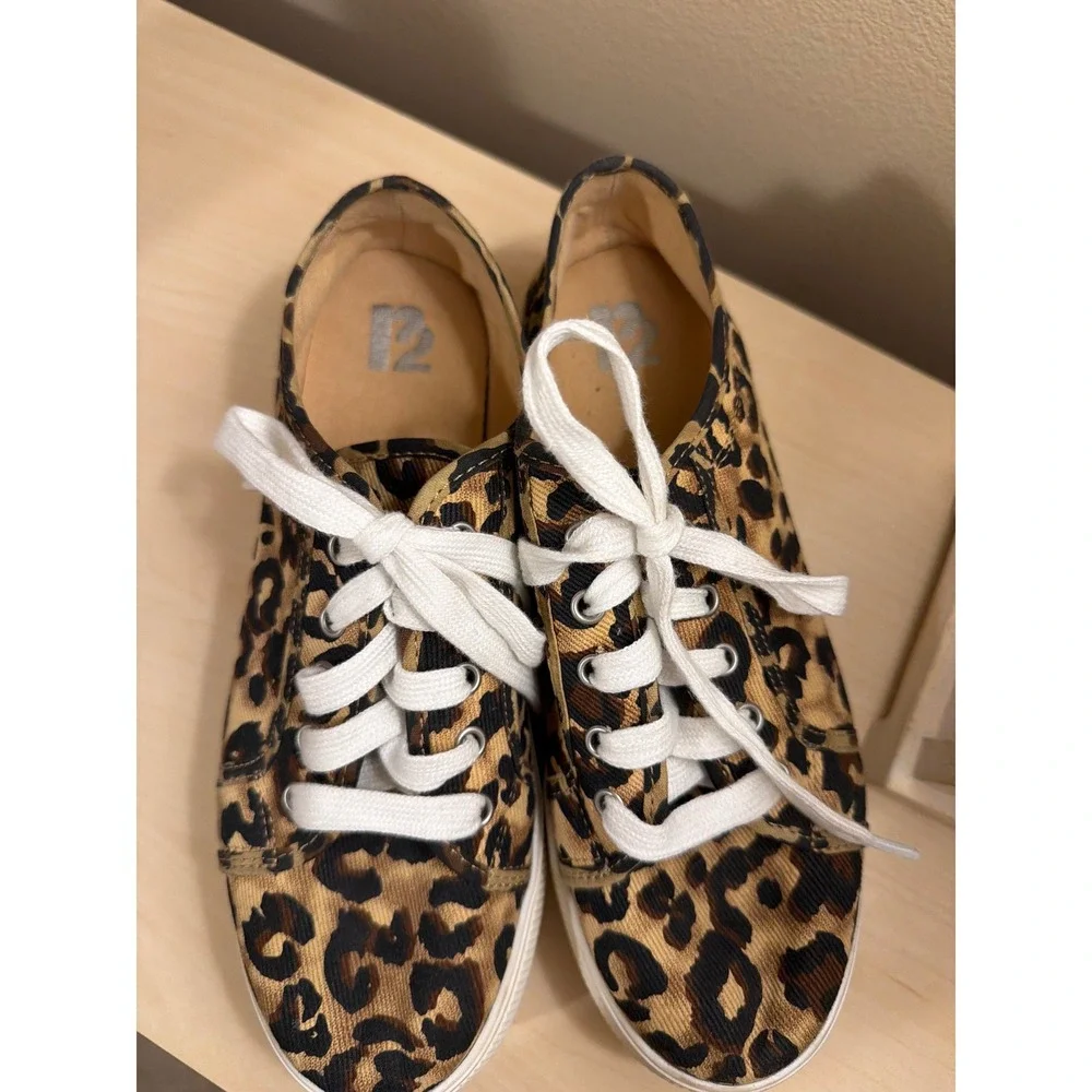 Leopard Print Platform Sneakers Womens‎ Size 8 Canvas Low Top Shoes